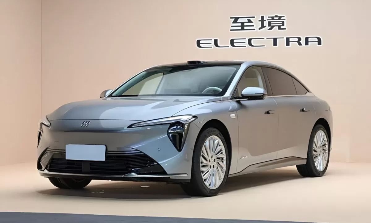 Buick Electra L7, Çin’de Tesla ve Xiaomi’ye ADAS dersi verdi